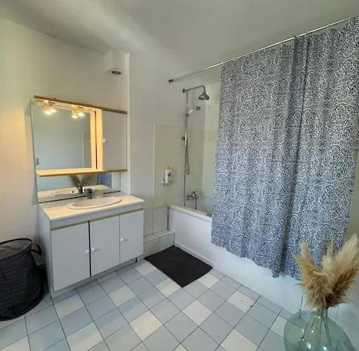 De Charme Hyper Centre *