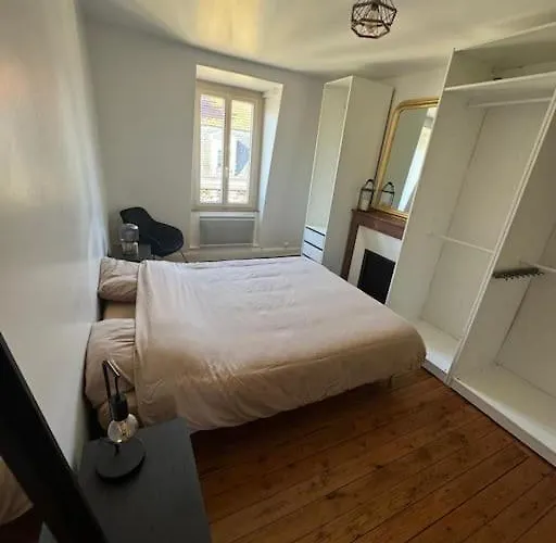 De Charme Hyper Centre アパート