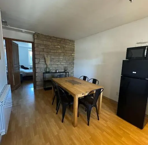 De Charme Hyper Centre *